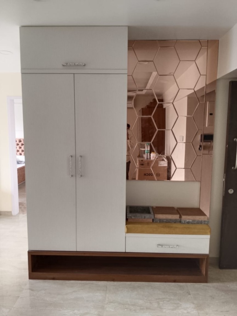 Honeycomb Mirror Vanity Wardrobe